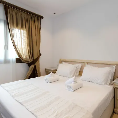 Villa Kimona Seafront Swimming Pool Jacuzzi 6 Bedrooms 21 Pax Kouvohori Crete Kokkini Hani